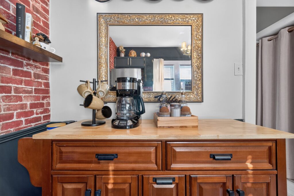 mink kitchen2 web